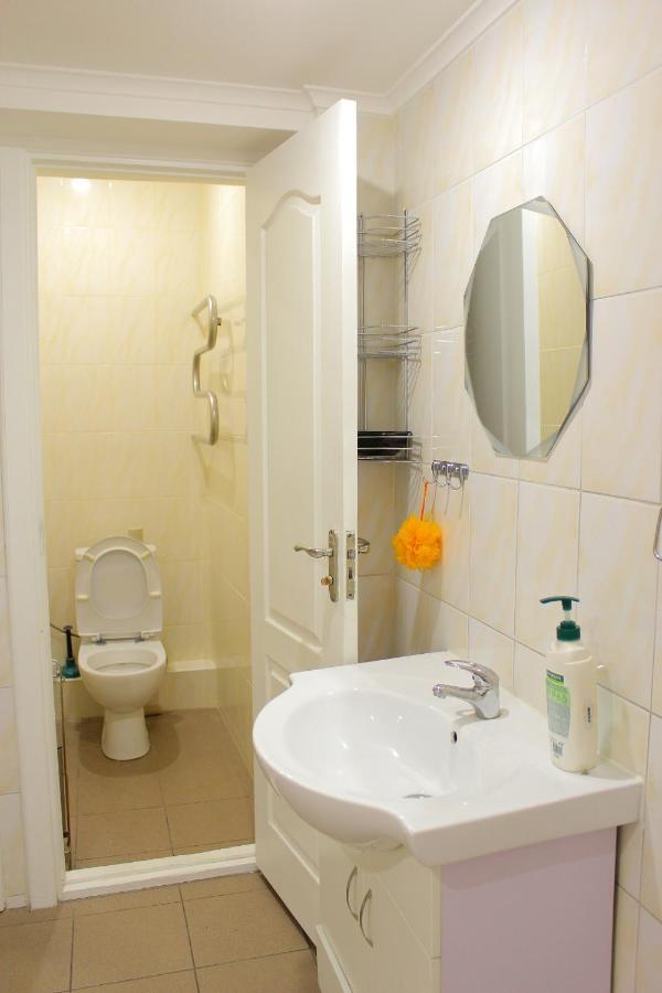 Uneed Rooms Somnium Київ Екстер'єр фото
